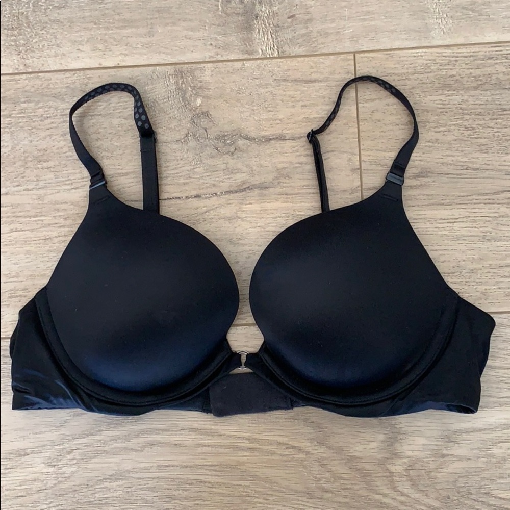 Victoria’s Secret Very Sexy Plunge Push-Up Bra